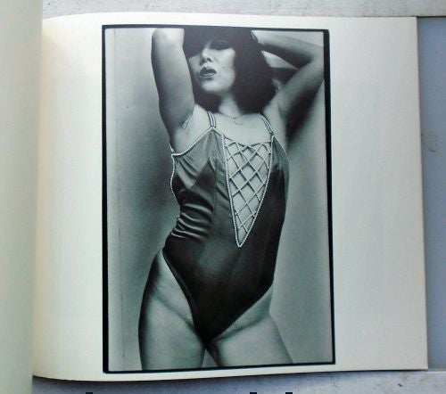 Stripper Zukkan (Catalogue of Strippers). Yoshiichi Hara.