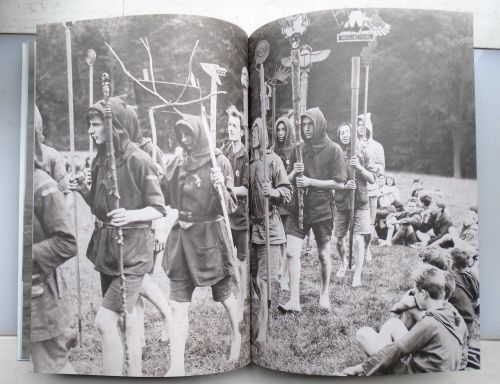 The Kindred of the Kibbo Kift. Annebella Pollen, author.