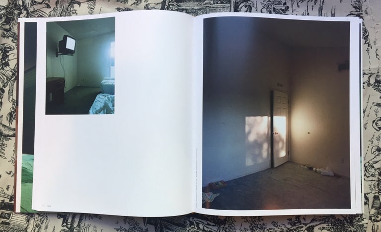 Intimate Distance : Twenty-Five Years of Photographs, a Chronological Album. David Campany Todd Hido, Katya Tylevich, Contributors.