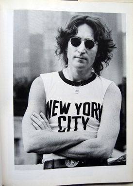 Listen to These Pictures / Photographs of John Lennon. Bob Gruen.