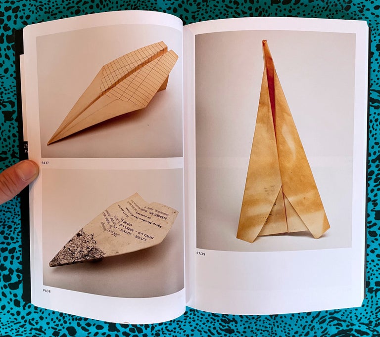 Paper Airplanes: The Collections of Harry Smith: Catalogue Raisonne, Volume I. John Klacsmann Harry Smith, Andrew Lampert, Jason Fulford, Photos.