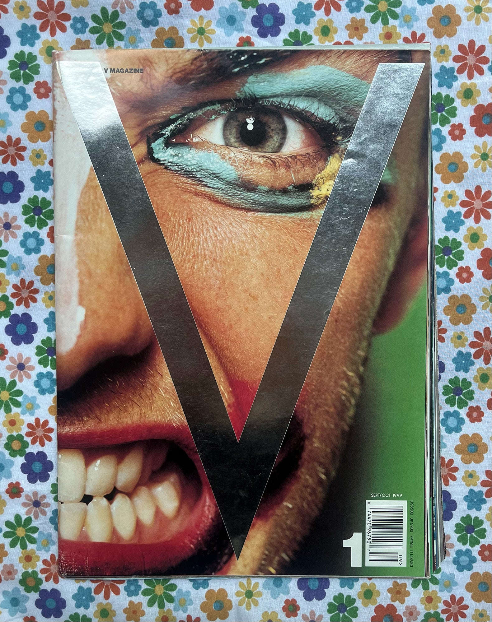V Magazine 1, Sept/Oct 1999 Jude Law | Stephen Gan