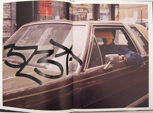 Autograf : New York's Graffiti Writers. REVS Peter Sutherland, Text.