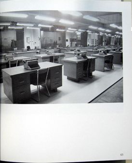 Innenraum Fotografien 1979-1984. Candida Hofer.