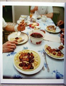 Photographs. Isabel Asha Penzlien.